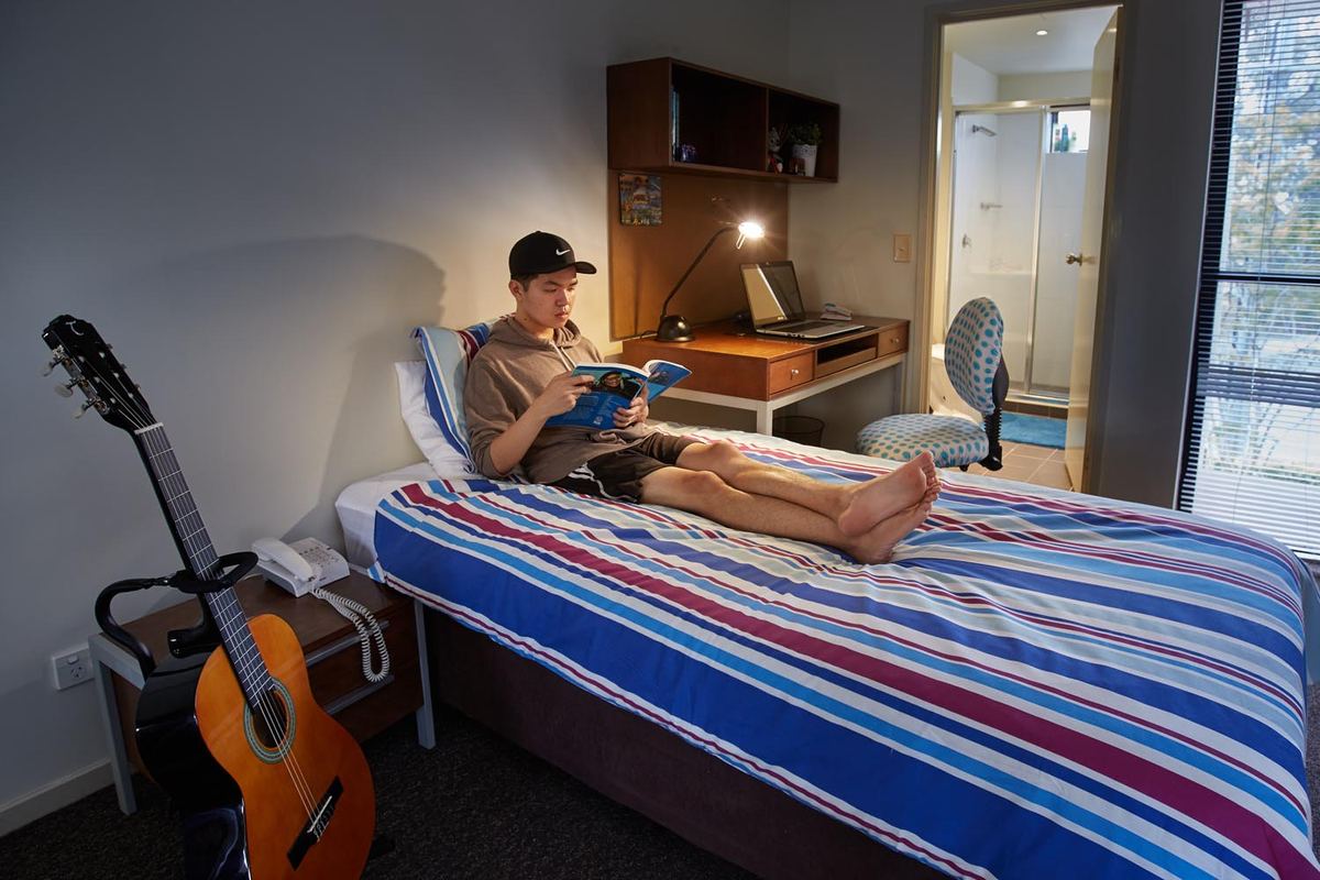 An ensuite room at Genesis 1
