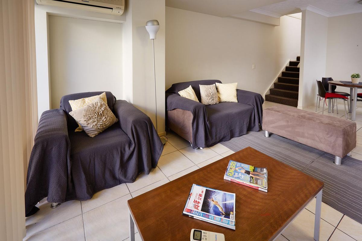 Gembrook apartment lounge